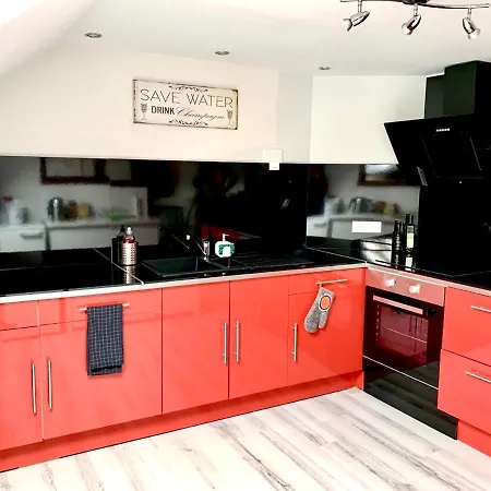 LE CHAMPENOIS, Avenue de Champagne Appartement Épernay